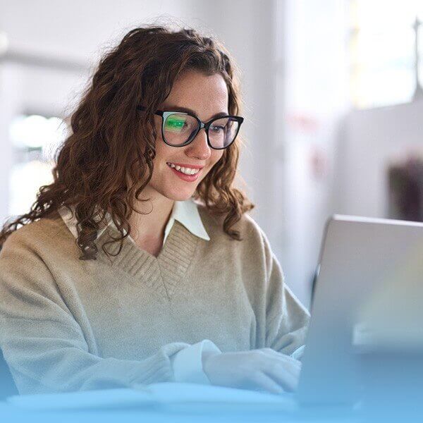 What does Copywriter mean and what does a copywriter do?
